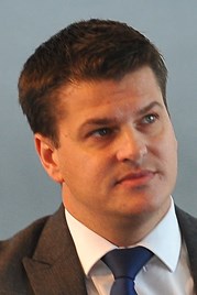 Lee Manning, Perrys Motor Sales